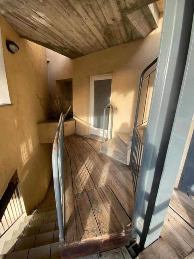 Vicolo Forno Apartment Mercallo ภายนอก รูปภาพ